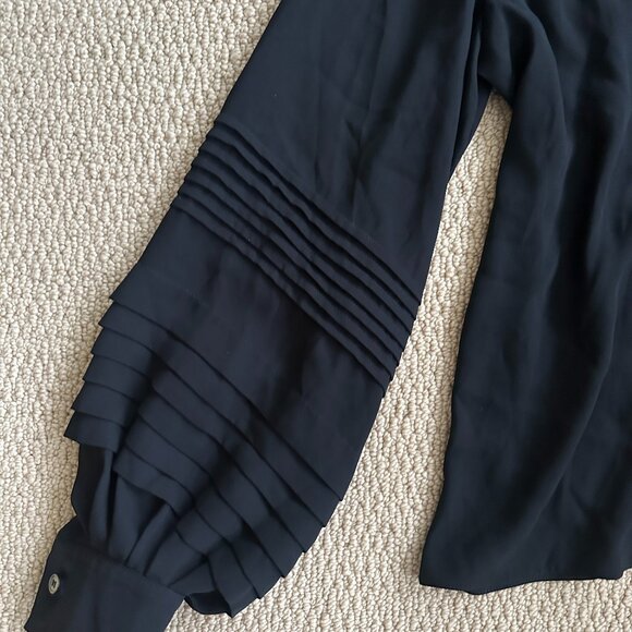 Louis Vuitton Black Button Down Shirt Womens - Picture 4 of 9